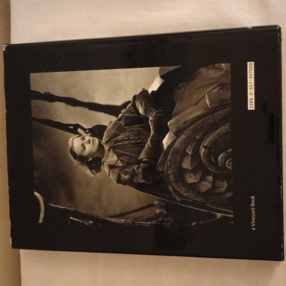 BOOK - A WORLD OF MOVIES, HARDCOVER, BY RICHARD LAWTON, - Picture 2 of 8